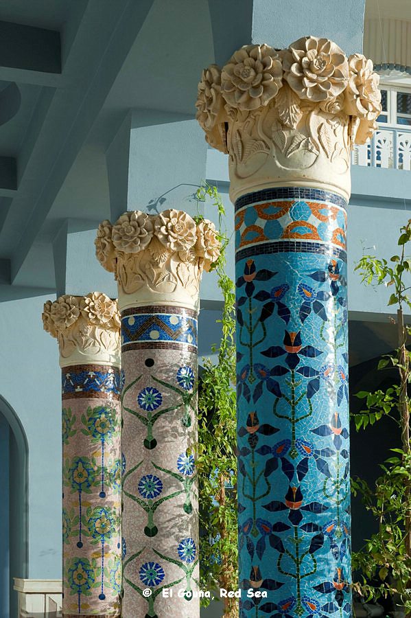 La Maison Bleue 007